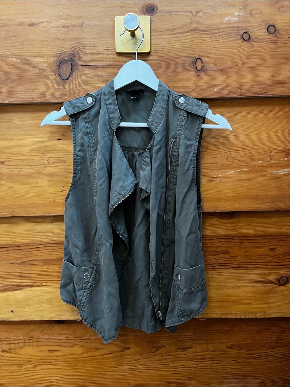 Mossimo Olive Sleeveless Vest XS Short Zipper Pockets Button